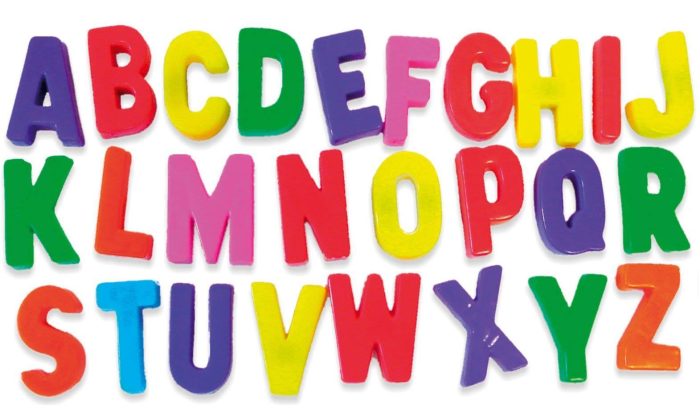 كتابة الحروف الإنجليزية للأطفال