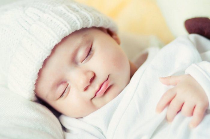 الأطفال حديثي الولادة والنوم