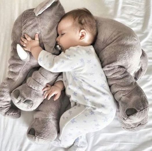 كثرة حركة الرضيع أثناء النوم