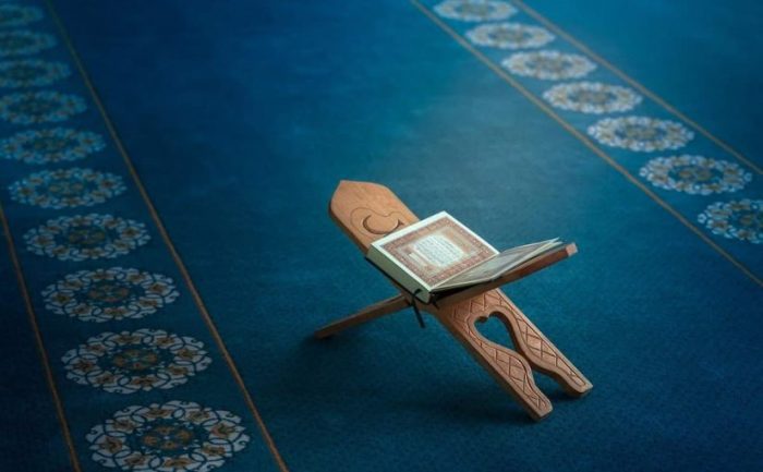 قصة سورة المسد للأطفال والإعجاز القرآني فيها