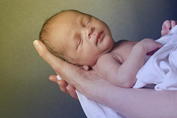 علاج النوم الخفيف عند الرضع