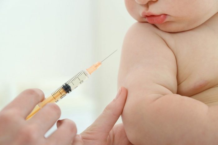 تطعيم الشهرين خال العيال