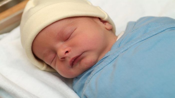 نسبة أبو صفار عند الأطفال حديثي الولادة