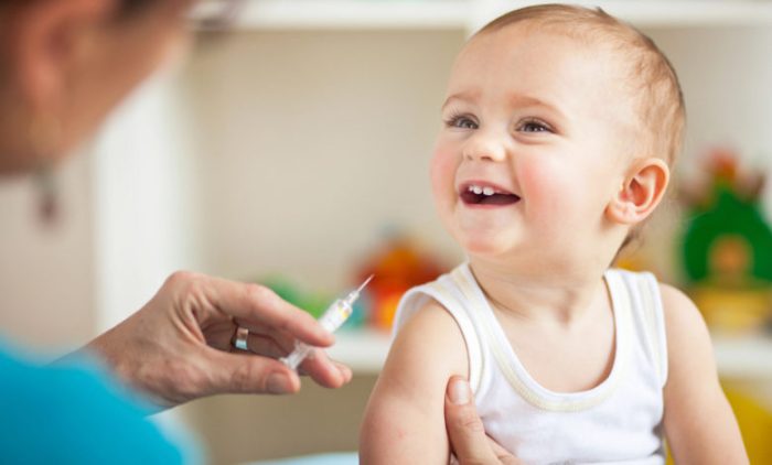 نصائح بعد إعطاء التطعيم للطفل