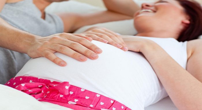 كيف تكون حركة الجنين في الشهر التاسع
