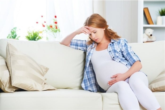 أسباب تحجر البطن في الشهر التاسع وقلة حركة الجنين