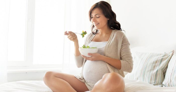 أكلات تزيد وزن الجنين في الشهر السابع