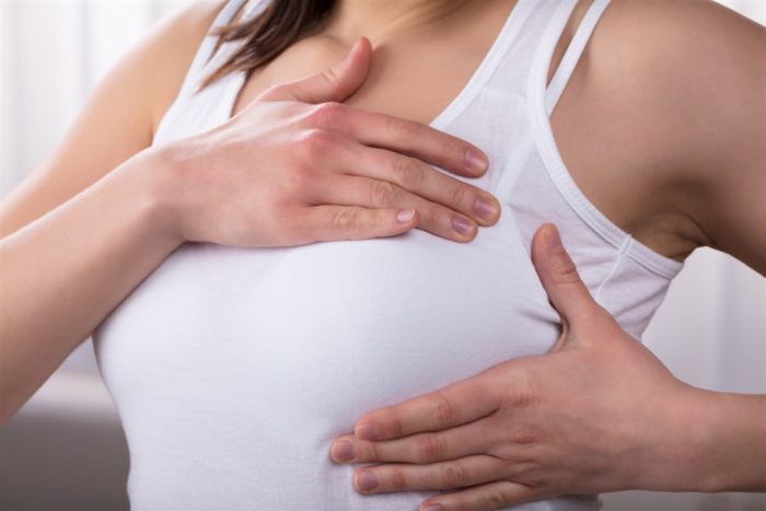 أسباب ألم الثدي في بداية الحمل