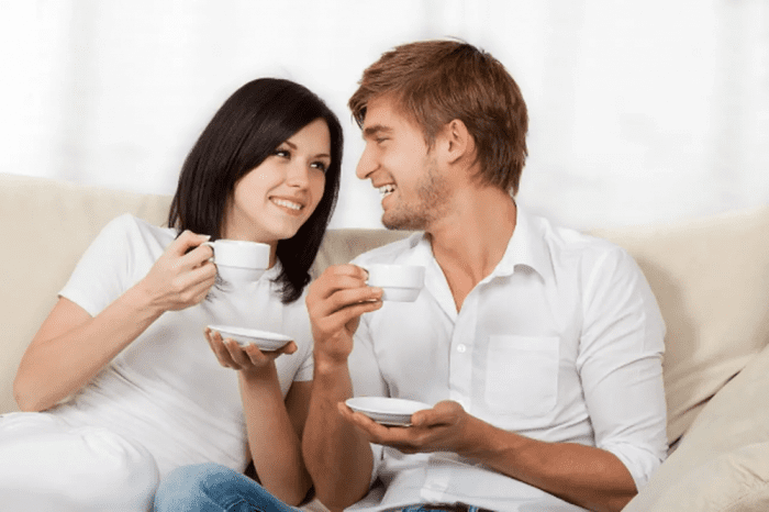 كيفية التعامل مع الزوجة في بداية الزواج