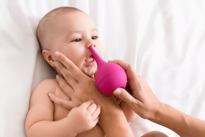 علاج الكحة والعطس عند الرضع
