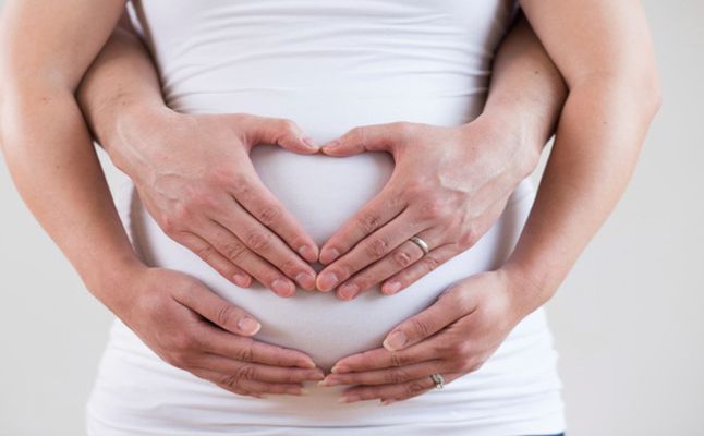 نصائح للحامل في الشهر الثامن والجماع