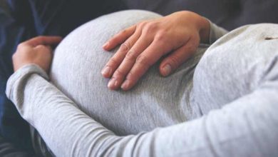 قلة الإفرازات أثناء الحمل ونوع الجنين